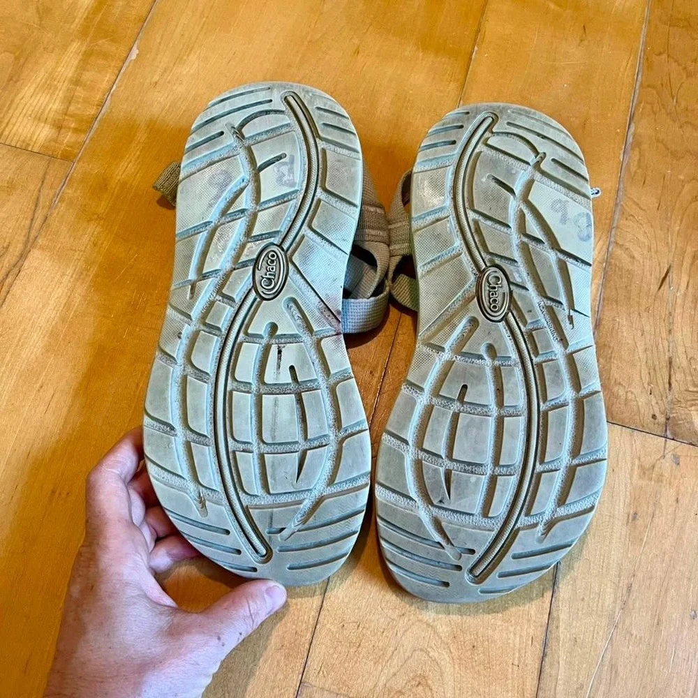 Chaco Z1 Classic Sport Sandals Womens Size 6 Tan Beige Adjustable Straps Hiking